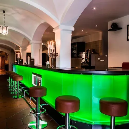 Hallnberg 발퍼트스기르헹