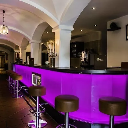 Hallnberg 발퍼트스기르헹