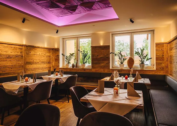 Hotel Hallnberg 4*