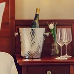 Hallnberg Hotel 4*