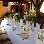 Hallnberg Hotel