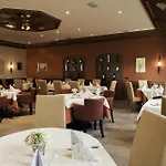 Hallnberg 4*