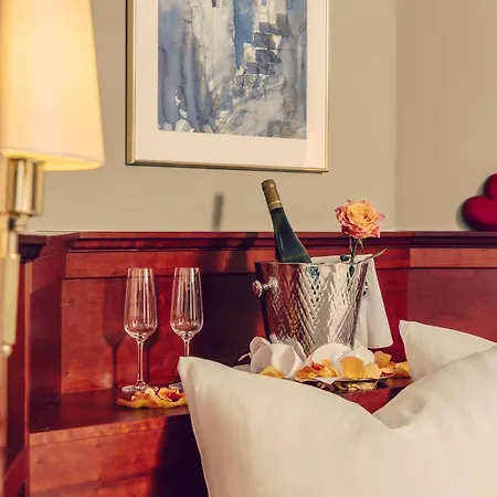 Hotel Hallnberg 4*