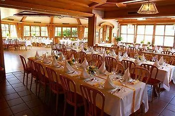 Hotel Hallnberg 4*