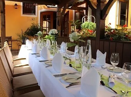 Hallnberg Hotel